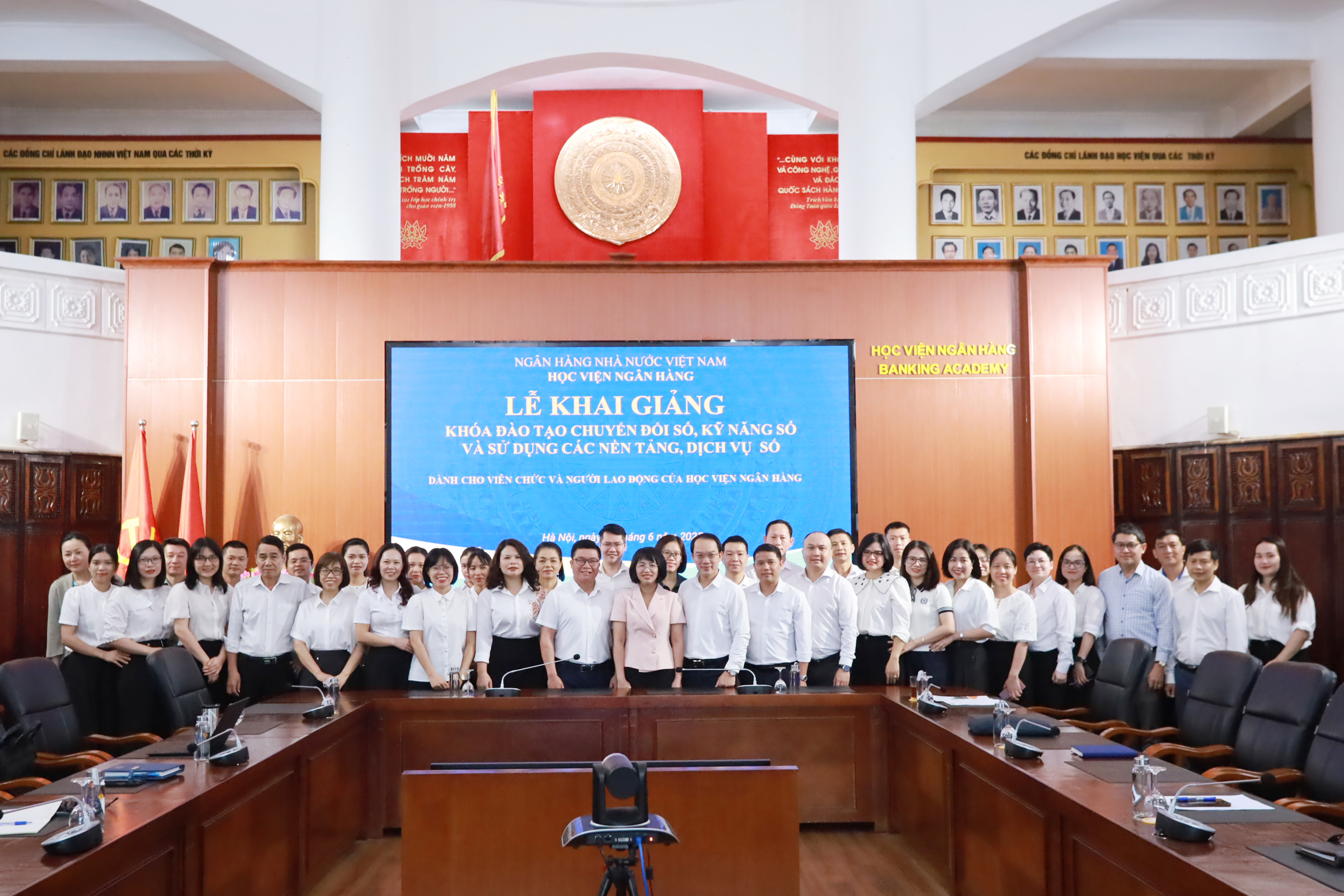 Học viện Ngân hàng tổ chức các khóa đào tạo chuyển đổi số nâng cao cho viên chức, người lao động