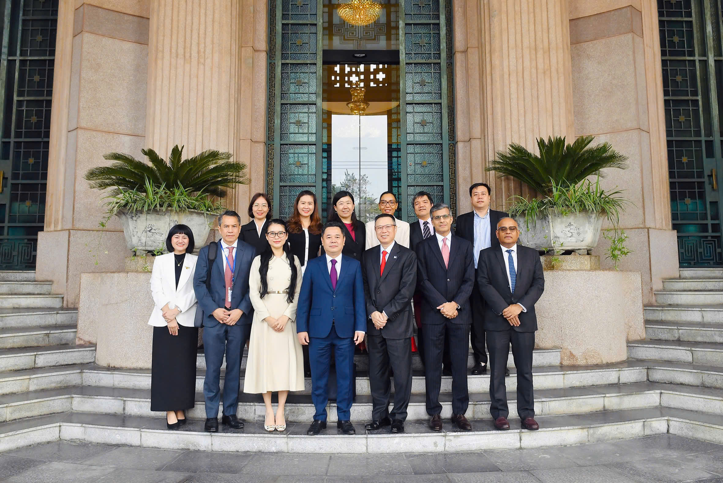 ADB tiếp tục đồng hành cùng Việt Nam trong tiến trình phát triển mới