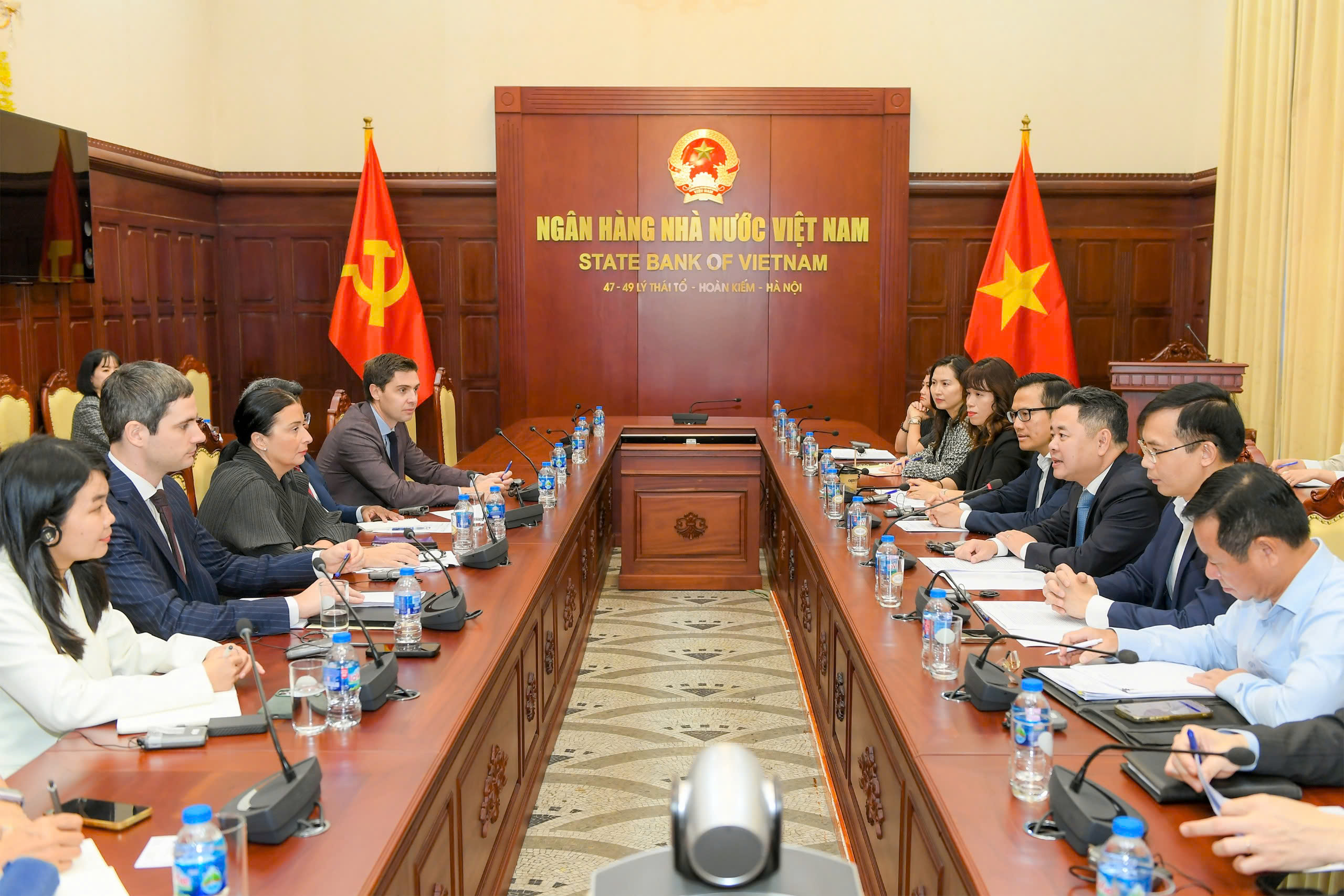 Phó Thống đốc Nguyễn Ngọc Cảnh làm việc với Giám đốc CDOT