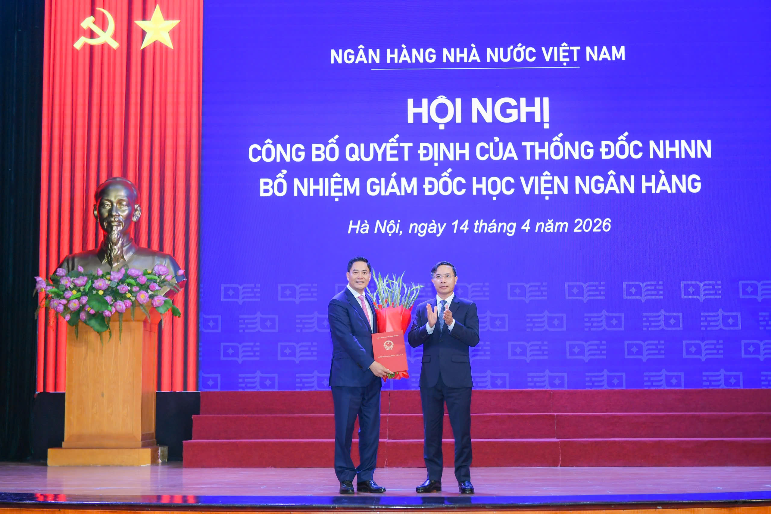 Công bố Quyết định của Thống đốc NHNN bổ nhiệm Giám đốc Học viện Ngân hàng