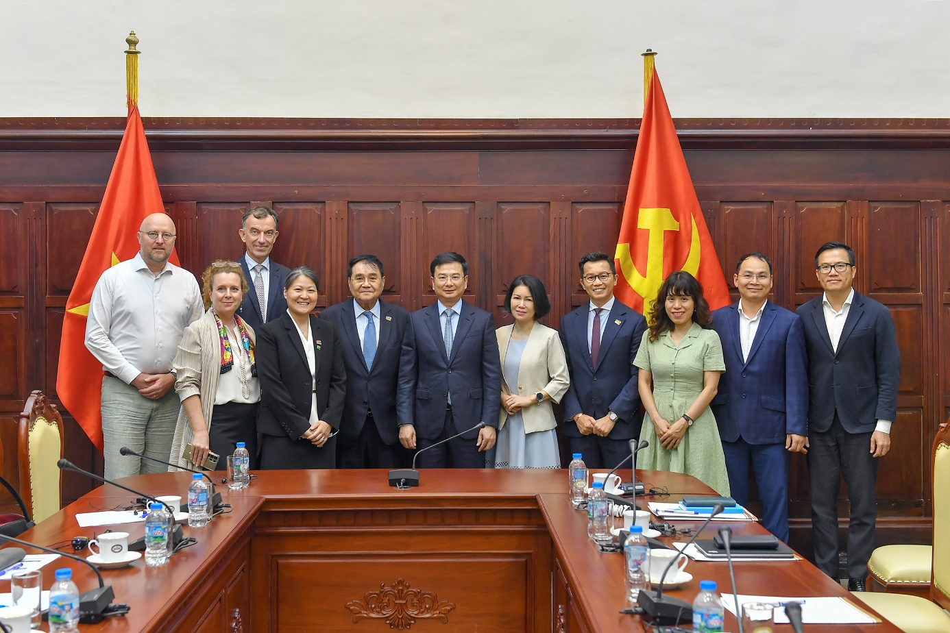Phó Thống đốc Phạm Thanh Hà tiếp Hiệp hội doanh nghiệp Châu Âu tại Việt Nam