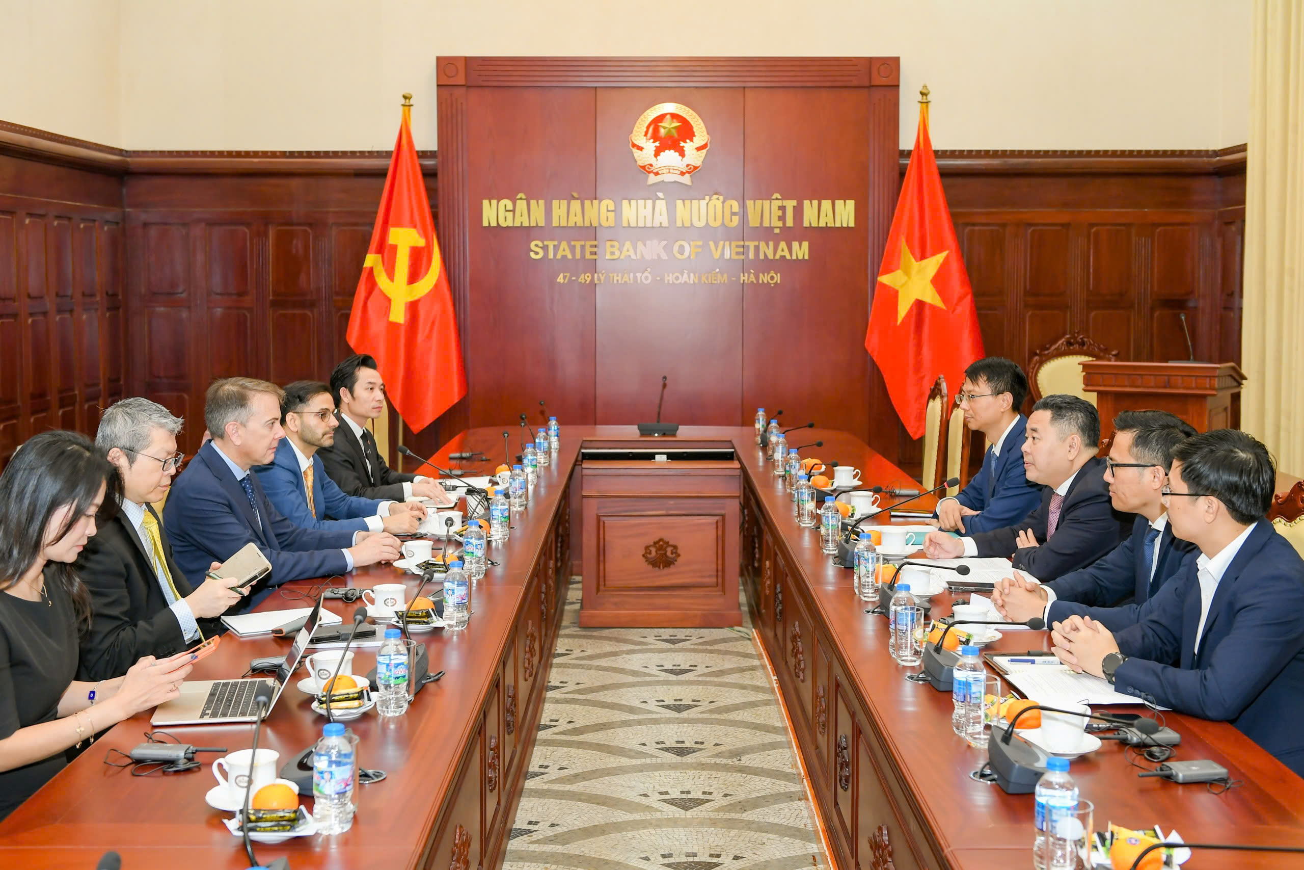 Hình nhỏ