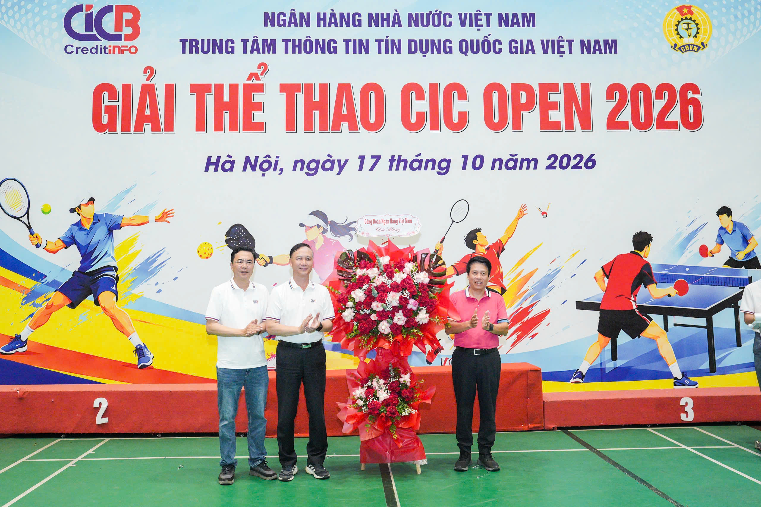 Phó Thống đốc Phạm Tiến Dũng tham dự và trao giải tại Giải thể thao CIC Open năm 2026