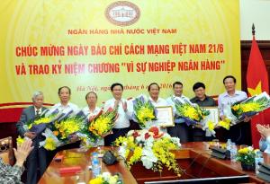 Hình nhỏ