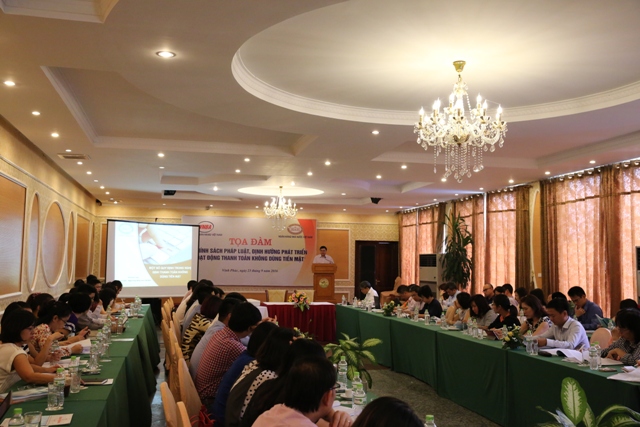 Tọa đàm “Chính sách pháp luật, định hướng phát triển hoạt động thanh toán không dùng tiền mặt”