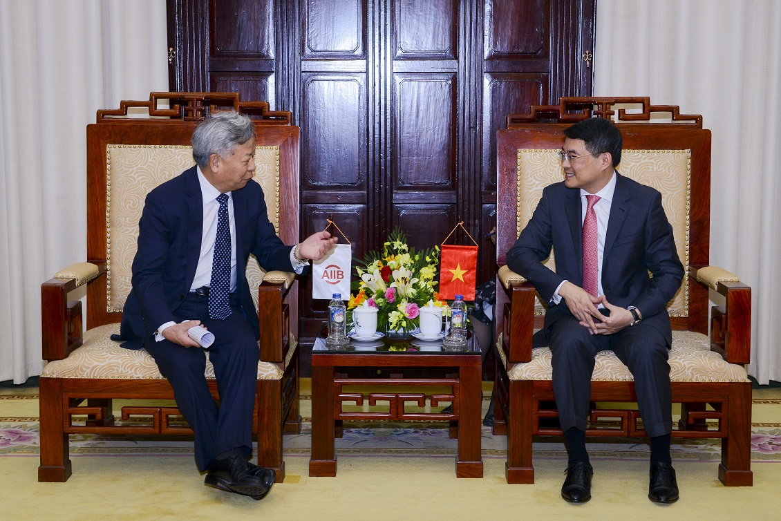Thống đốc Lê Minh Hưng và Chủ tịch AIIB tại buổi tiếp