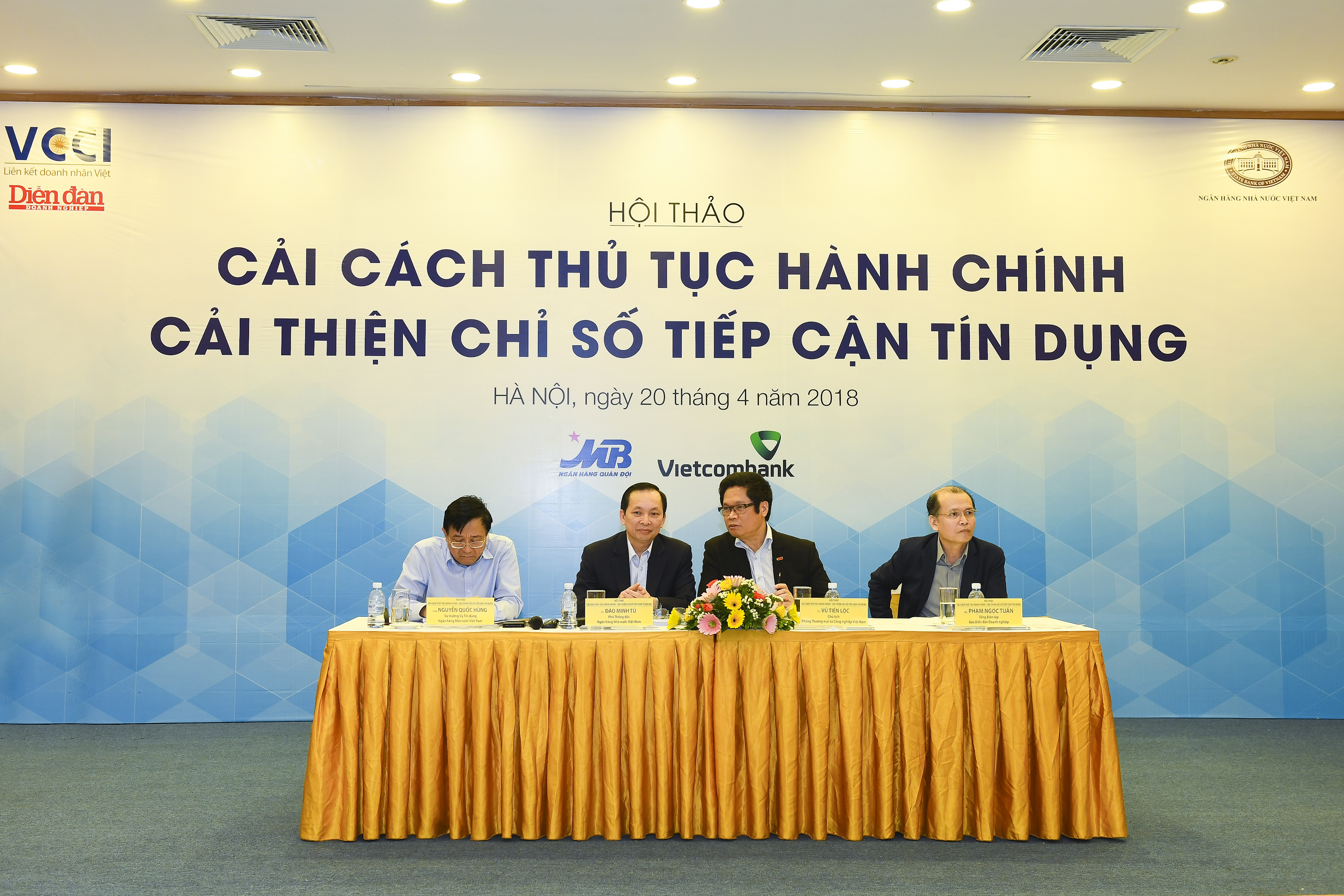 Hội thảo “Cải cách thủ tục hành chính - Cải thiện chỉ số tiếp cận tín dụng”