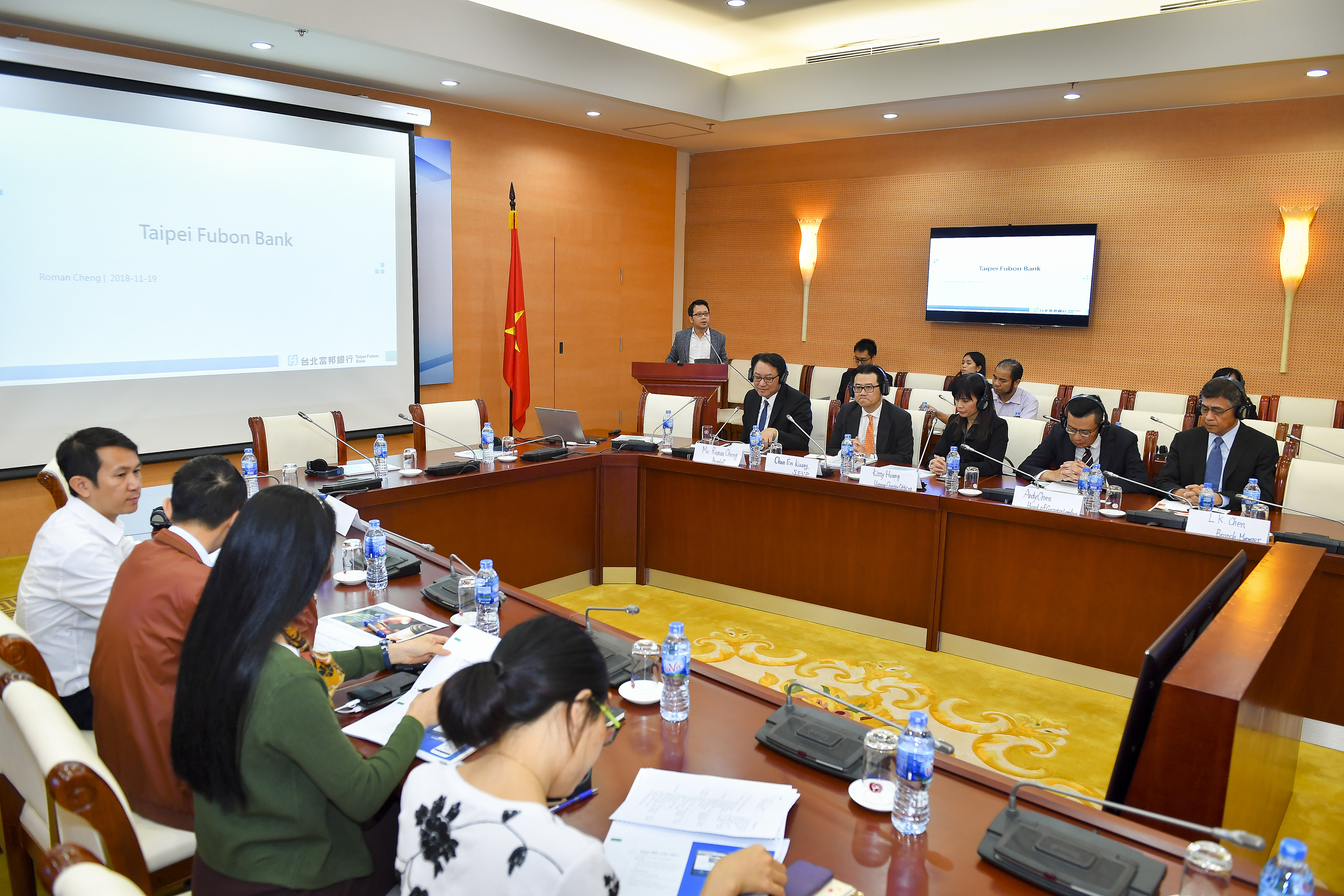 Quang cảnh tọa đàm