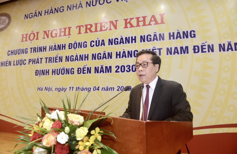 SBV Deputy Governor Nguyen Kim Anh chairs the Conference