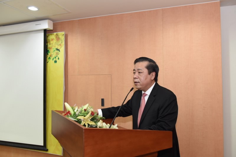 SBV Deputy Governor Nguyen Kim Anh speaks at the Ceremony