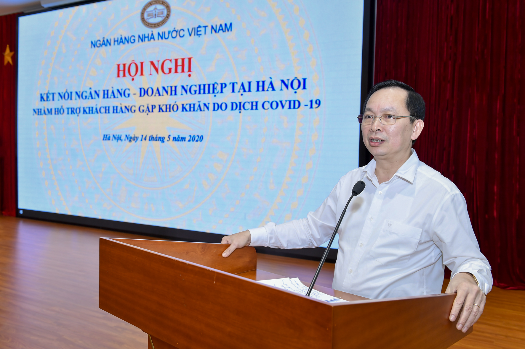 Phó Thống đốc Thường trực NHNN Đào Minh Tú phát biểu chủ trì Hội nghị