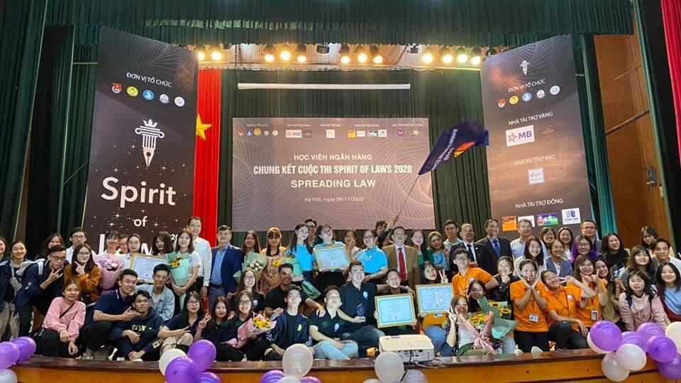 Toàn cảnh đêm chung kết Cuộc thi Spirit of Laws 2020
