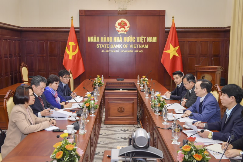 First Deputy Governor Dao Minh Tu meets Chief Representative of JICA Vietnam Office