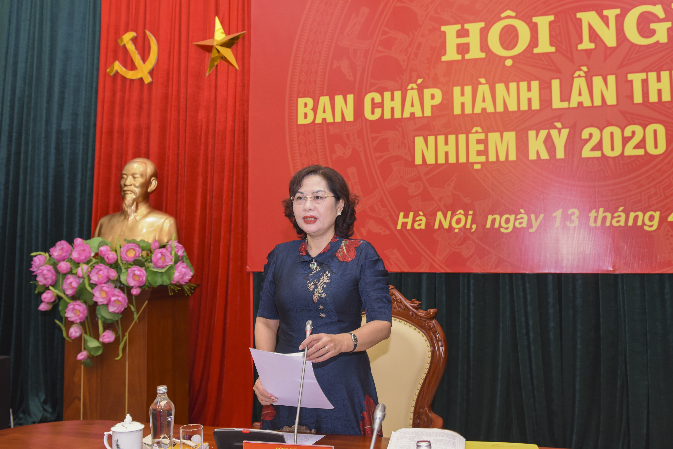 Đ/c Nguyễn Thị Hồng phát biểu khai mạc Hội nghị