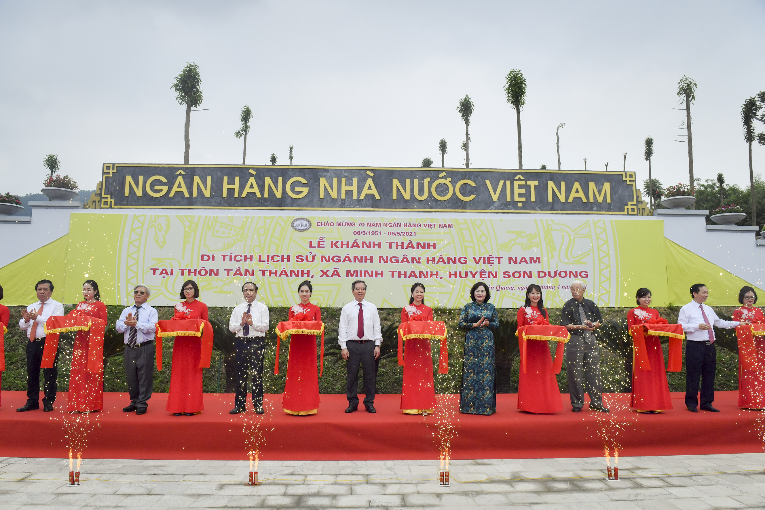 Lễ cắt băng khánh thành Di tích lịch sử ngành Ngân hàng Việt Nam