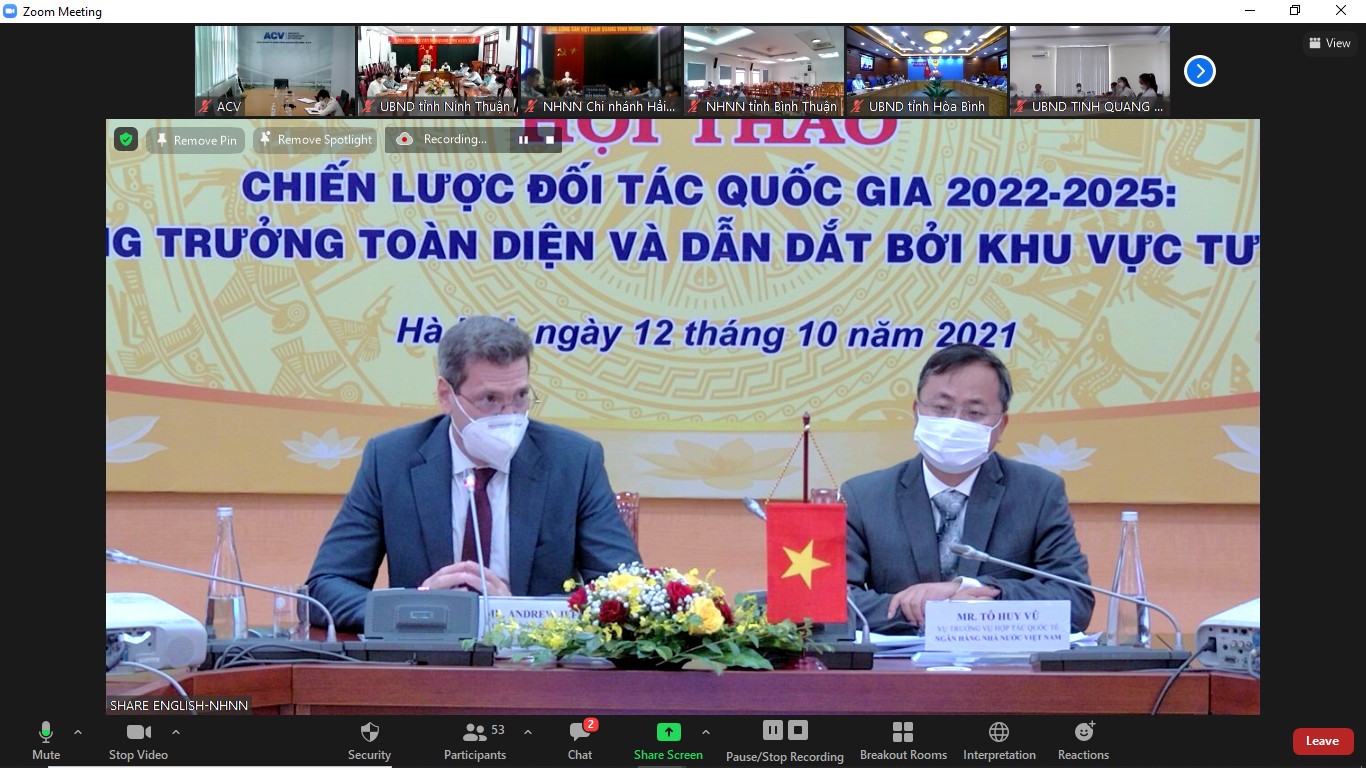 Các đại biểu tham dự hội thảo