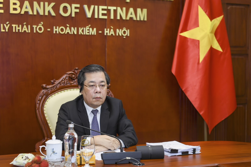 Deputy Governor Nguyen Kim Anh at the Meeting