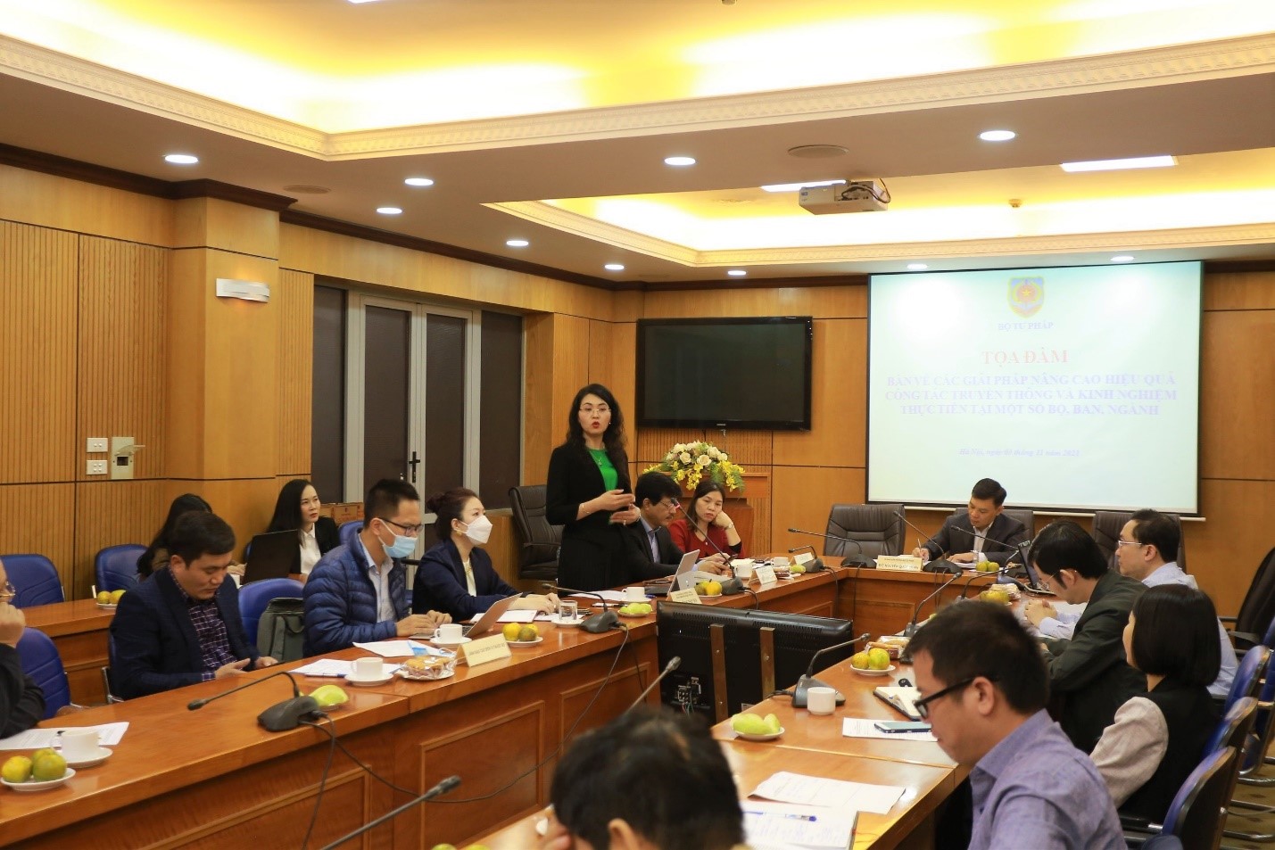 Toàn cảnh tọa đàm