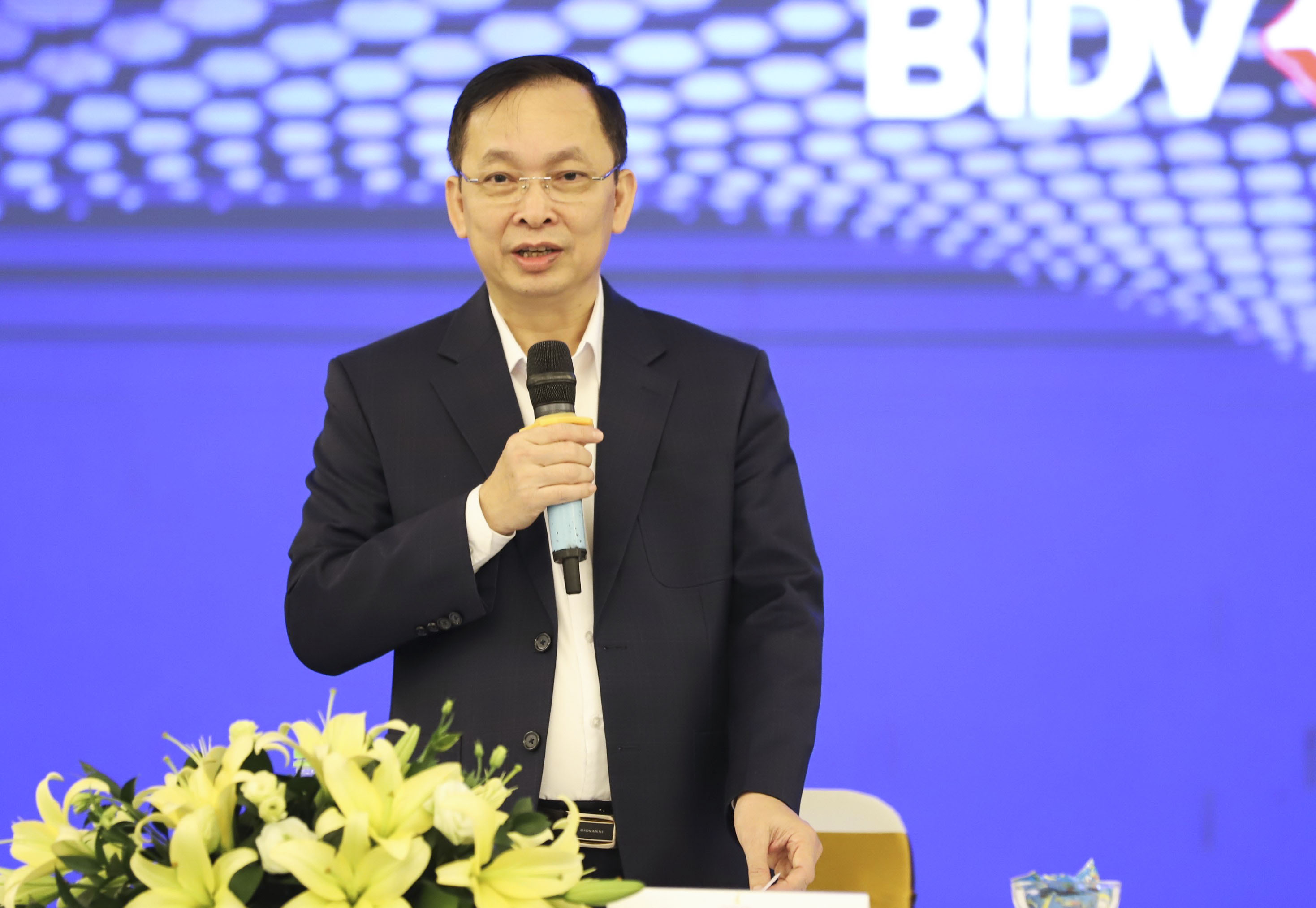 Phó Thống đốc thường trực Đào Minh Tú phát biểu tại Hội thảo