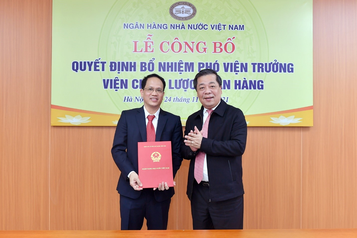 Phó Thống đốc Nguyễn Kim Anh trao Quyết định bổ nhiệm