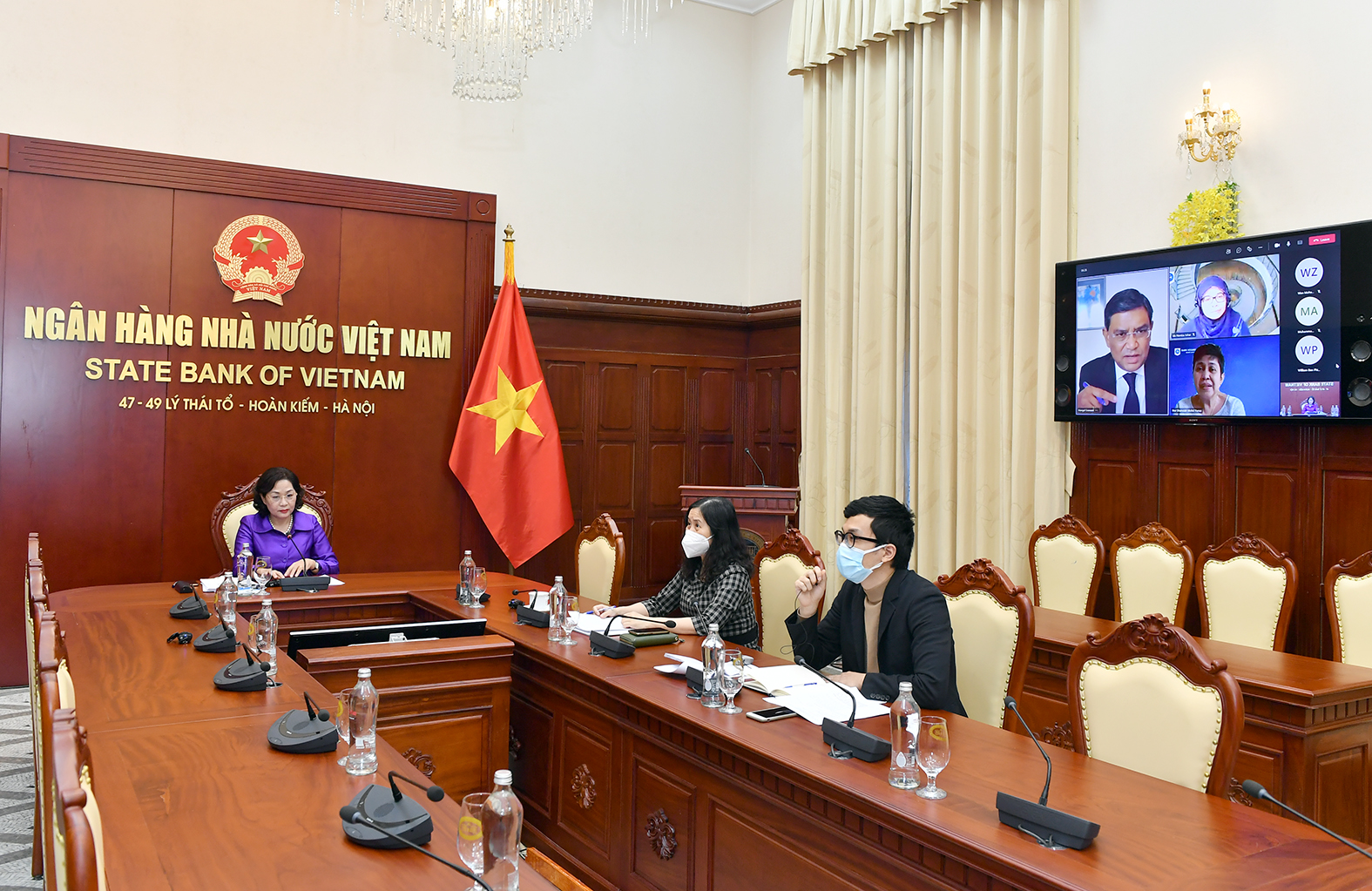 Thống đốc Nguyễn Thị Hồng tham gia Cuộc họp trực tuyến của Hội đồng tín thác Quỹ Tín thác của SEACEN