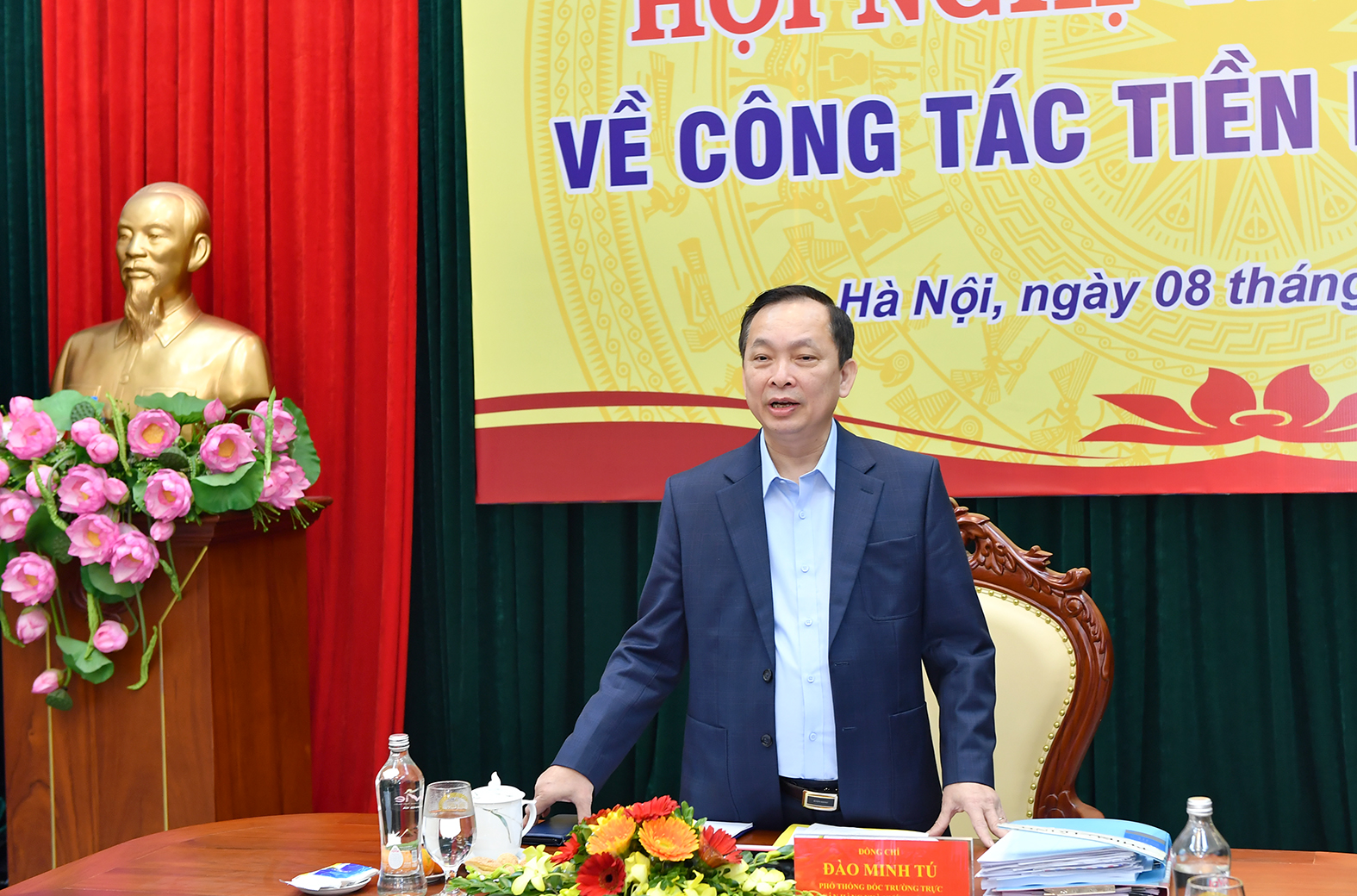 Phó Thống đốc thường trực Đào Minh Tú phát biểu kết luận Hội nghị