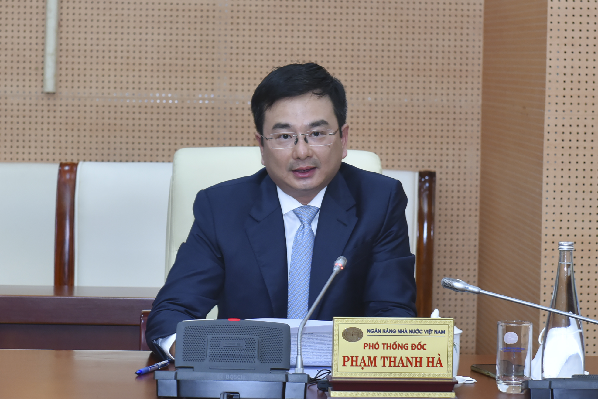 Phó Thống đốc NHNN Phạm Thanh Hà phát biểu tại tọa đàm.