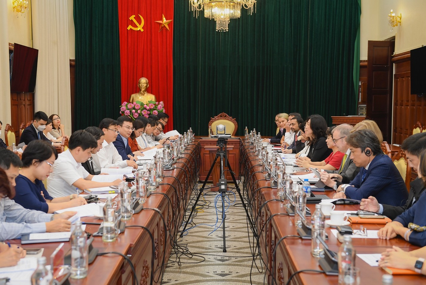 Quang cảnh buổi tiếp.