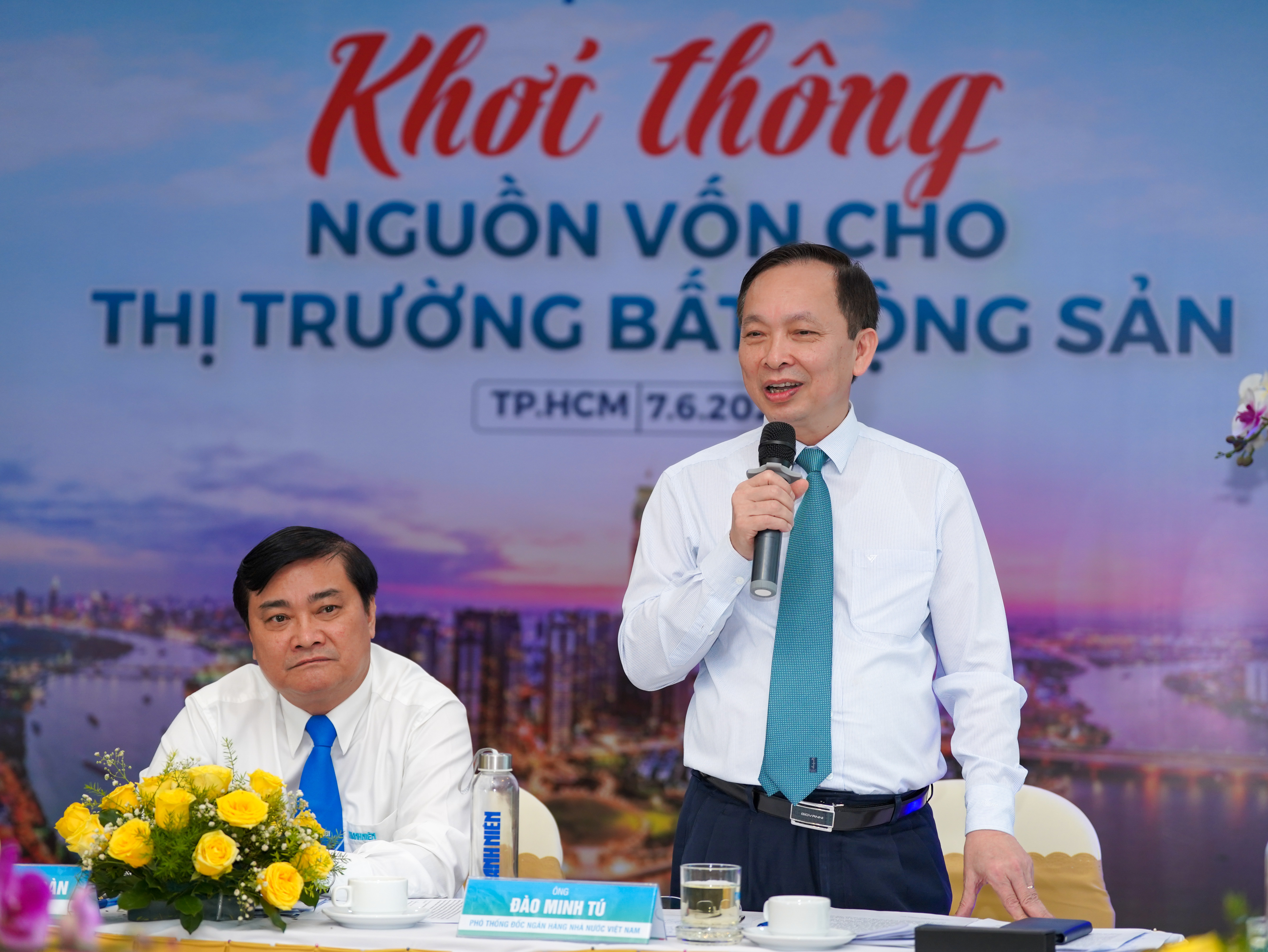 Phó Thống đốc thường trực NHNN Đào Minh Tú phát biểu tại Tọa đàm