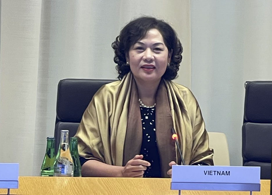 Thống đốc Nguyễn Thị Hồng tham dự và phát biểu tại Phiên họp