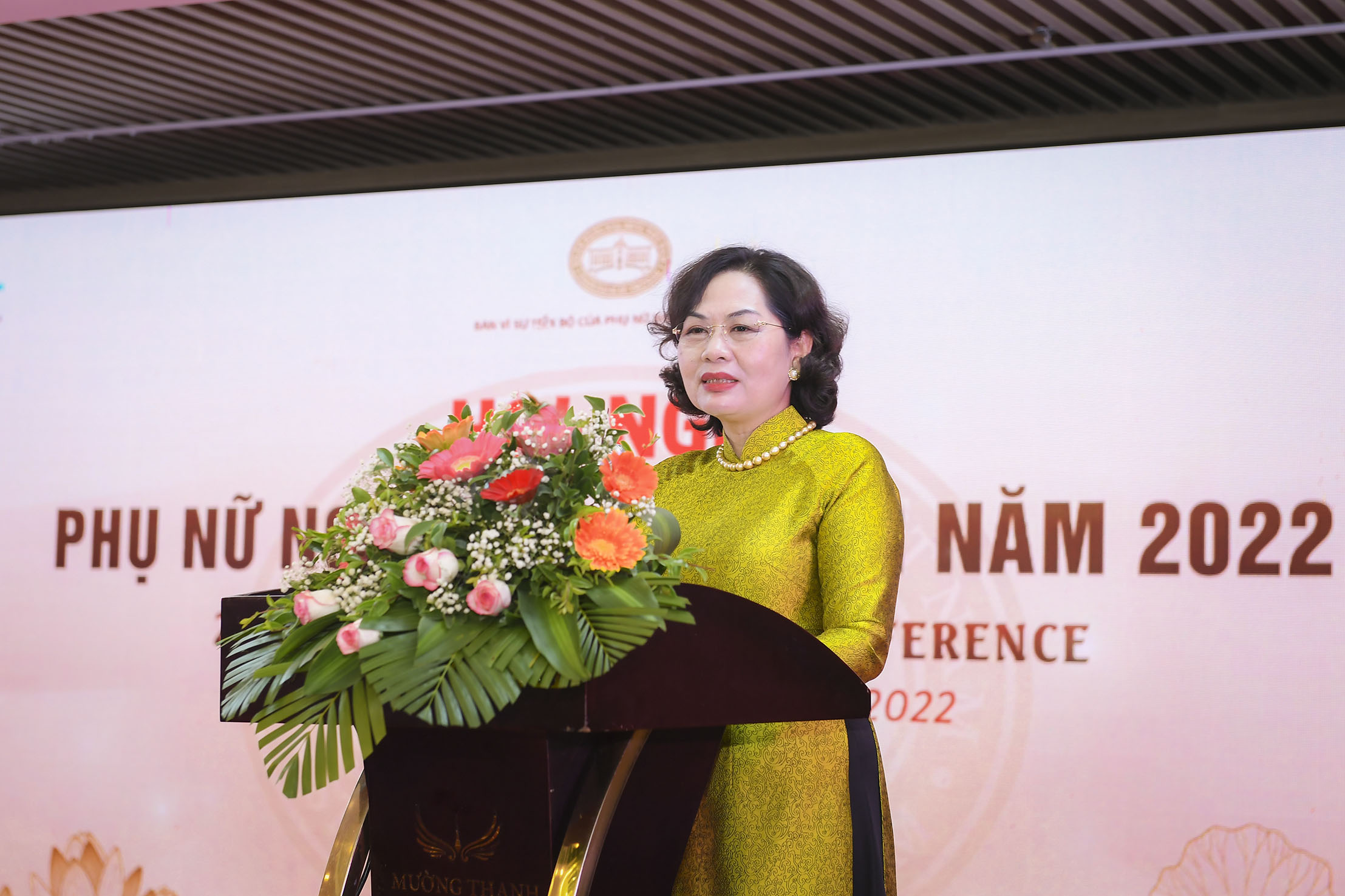 Thống đốc NHNN Nguyễn Thị Hồng phát biểu chỉ đạo tại Hội nghị