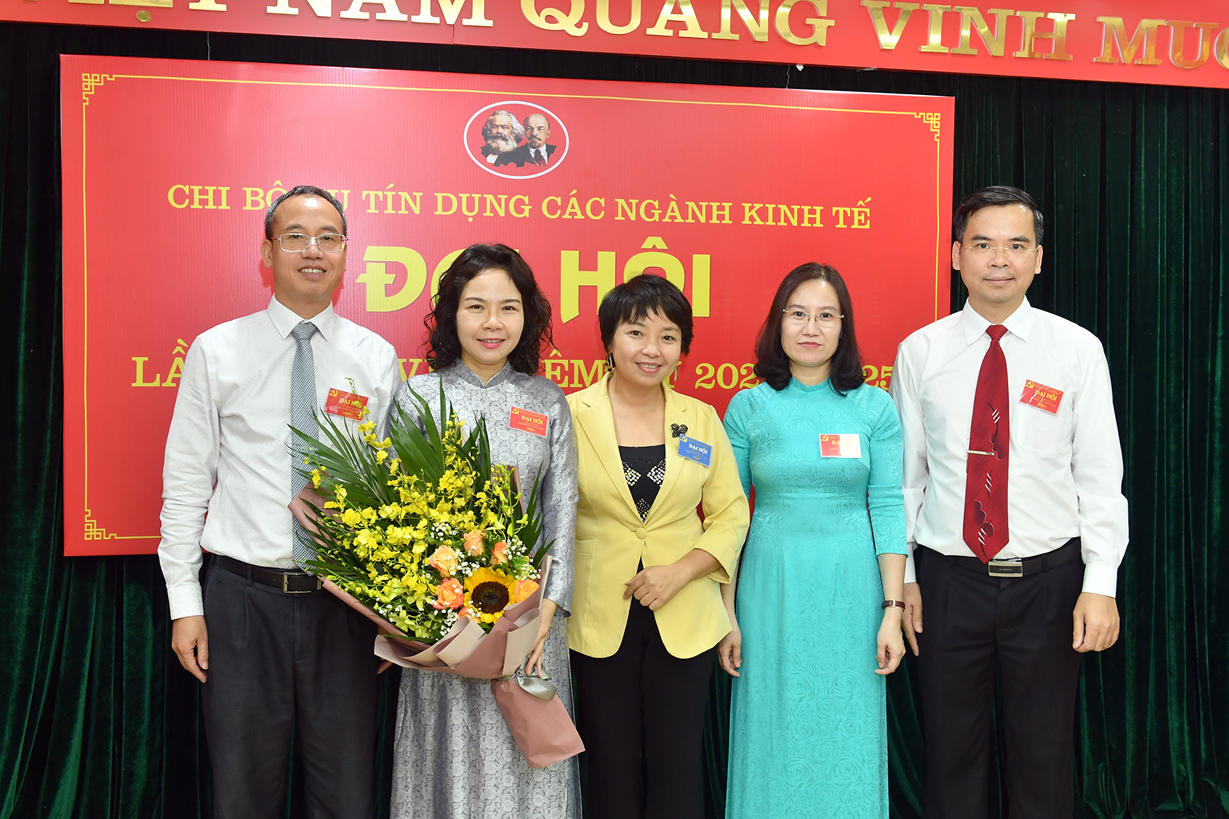 Ban Chấp hành Chi bộ nhiệm kỳ 2022-2025 ra mắt Đại hội