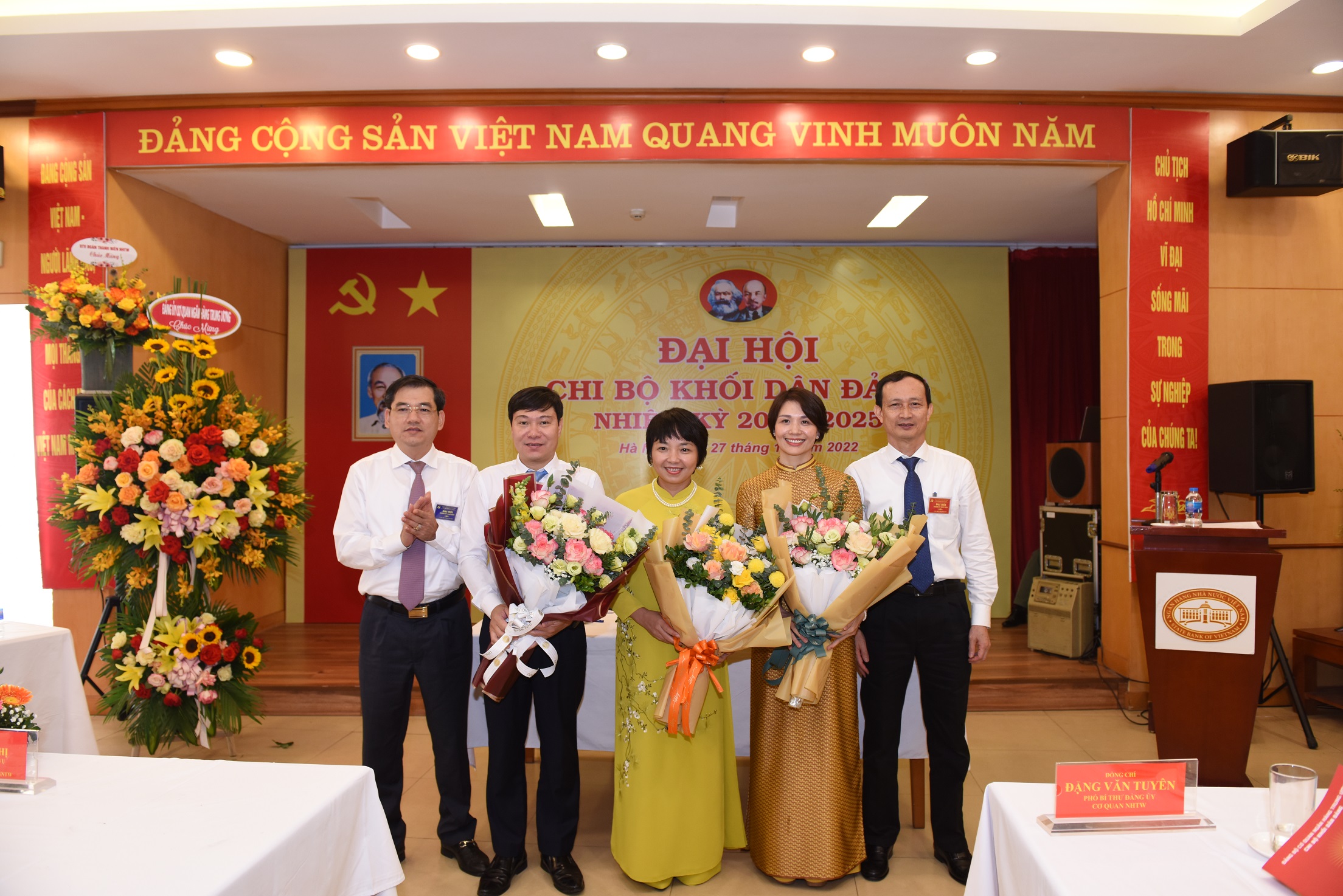 Ban chấp hành Chi bộ nhiệm kỳ 2022-2025 ra mắt Đại hội