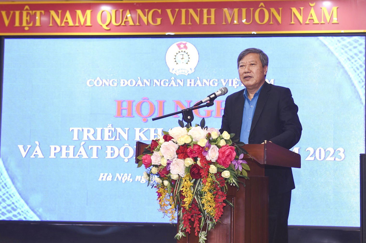 Phó chủ tịch Thường trực CĐNHVN Nguyễn Văn Tân phát biểu tại Hội nghị