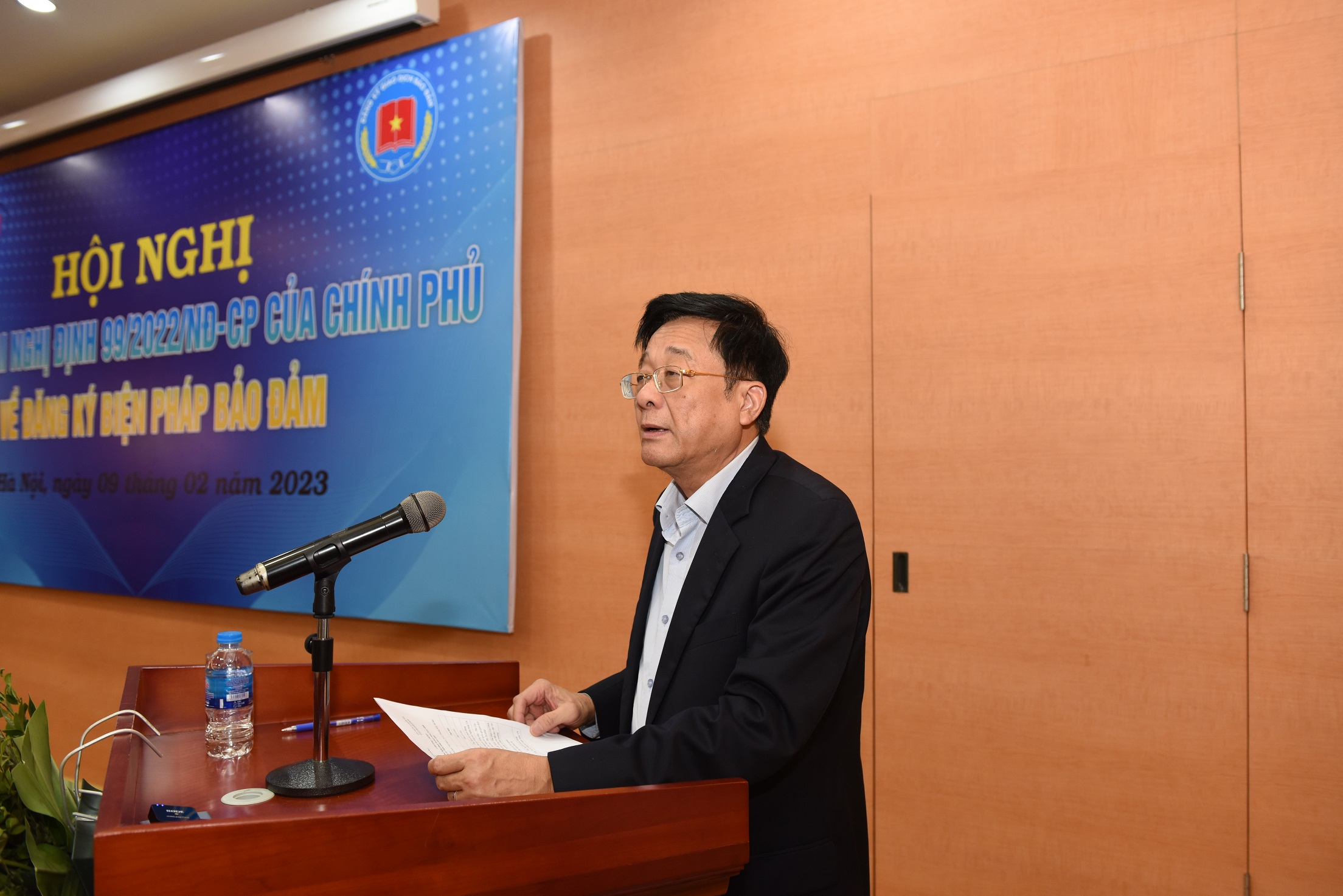 Ông Nguyễn Quốc Hùng - Tổng Thư ký Hiệp hội Ngân hàng Việt Nam khai mạc Hội nghị