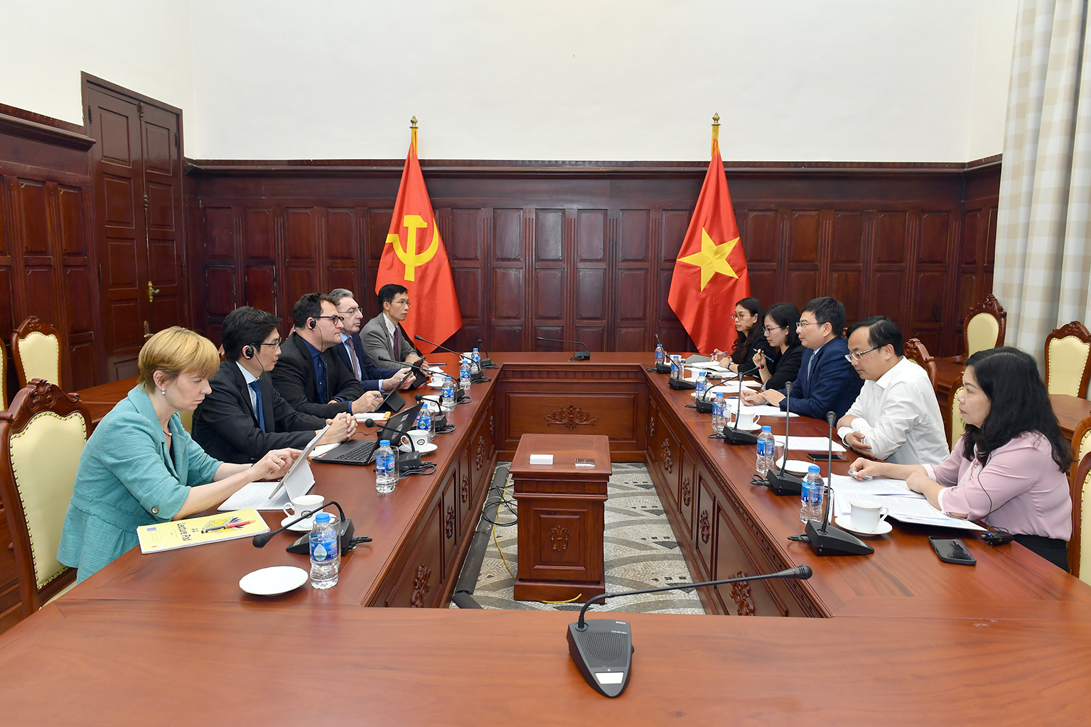 Quang cảnh buổi tiếp.