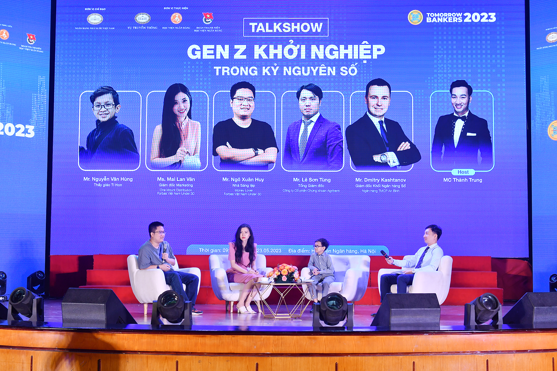 Quang cảnh talkshow