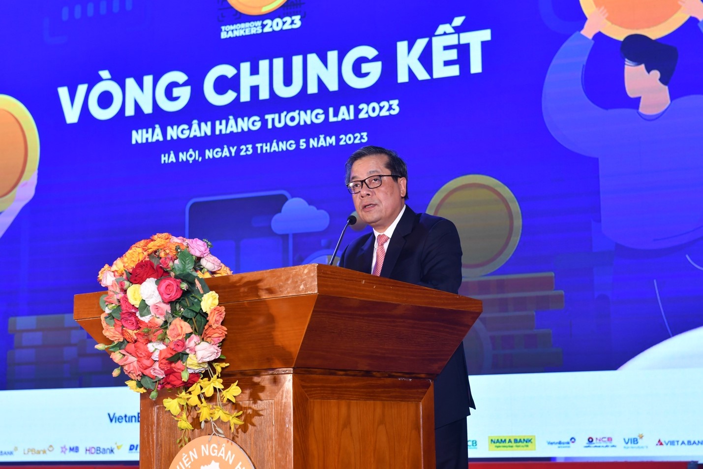 Phó Thống đốc NHNN Nguyễn Kim Anh phát biểu tại Vòng Chung kết Cuộc thi “Nhà ngân hàng tương lai năm 2023”.