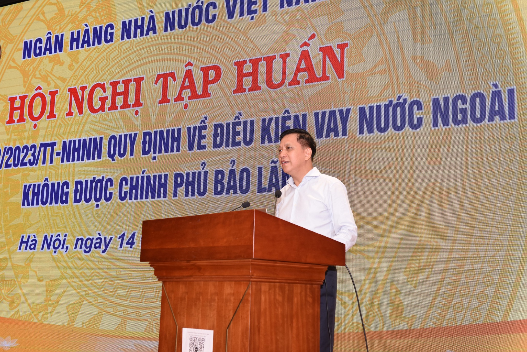Ông Đào Xuân Tuấn - Vụ Trưởng Vụ Quản lý ngoại hối phát biểu khai mạc Hội nghị
