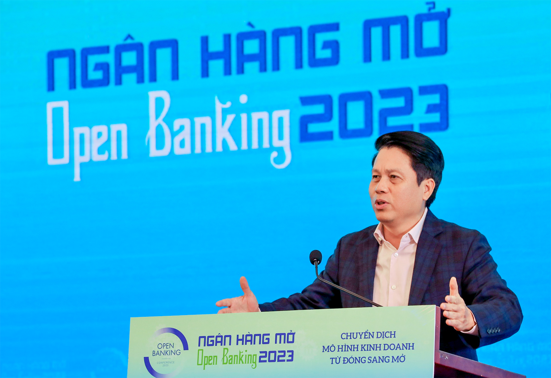 Phó Thống đốc Phạm Tiến Dũng phát biểu tại Hội thảo