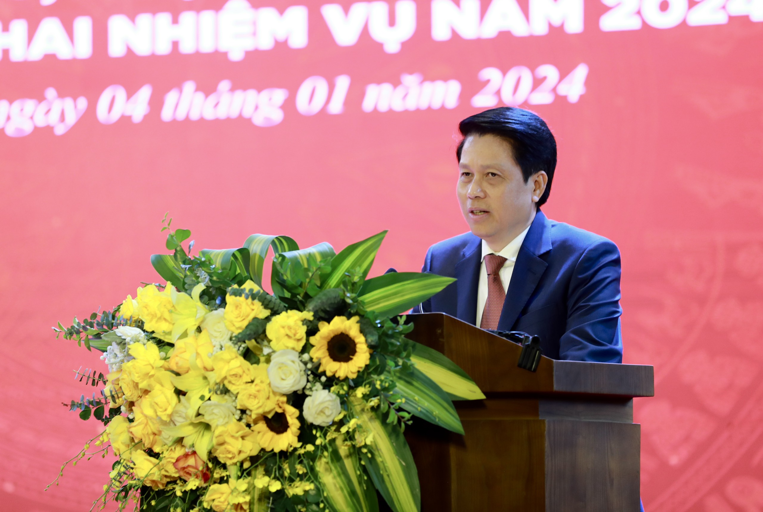Phó Thống đốc NHNN Phạm Tiến Dũng phát biểu chỉ đạo tại hội nghị