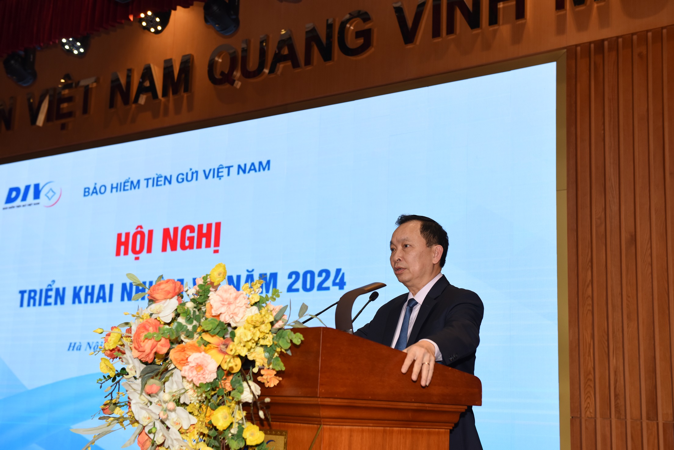 Phó Thống đốc Thường trực NHNN Đào Minh Tú phát biểu chỉ đạo Hội nghị