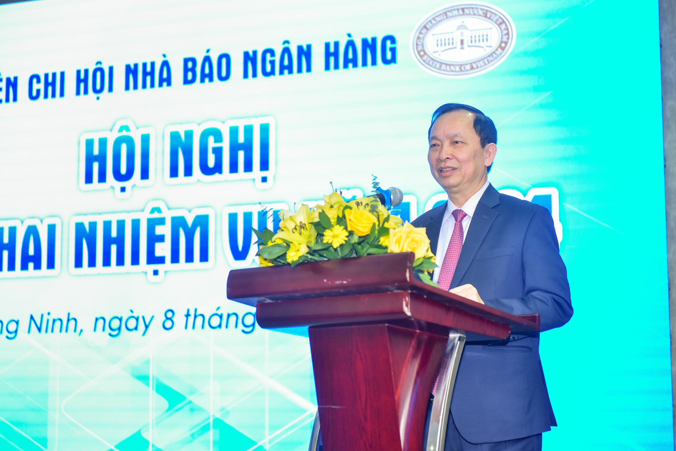 Phó Thống đốc Thường trực Đào Minh Tú phát biểu chỉ đạo tại Hội nghị