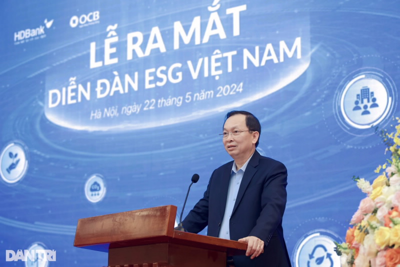 Deputy Governor Dao Minh Tu speaks at the ESG forum