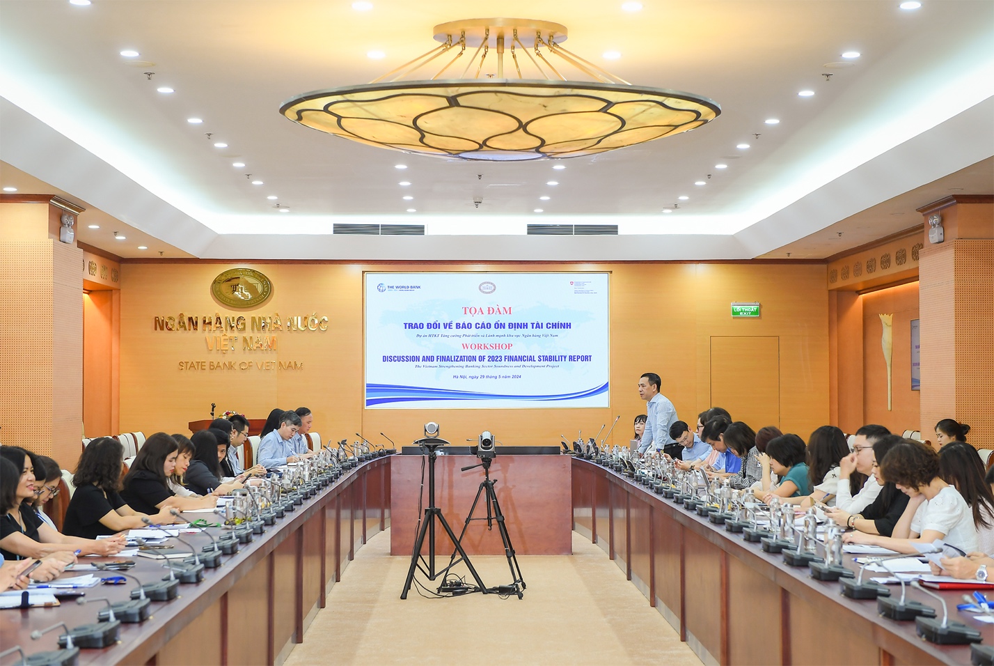 Toàn cảnh Toạ đàm