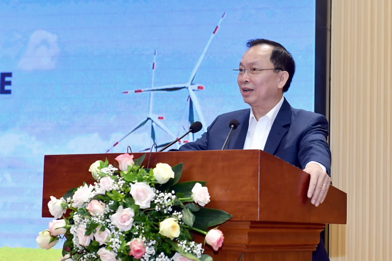 SBV First Deputy Governor Dao Minh Tu speaks at the Workshop