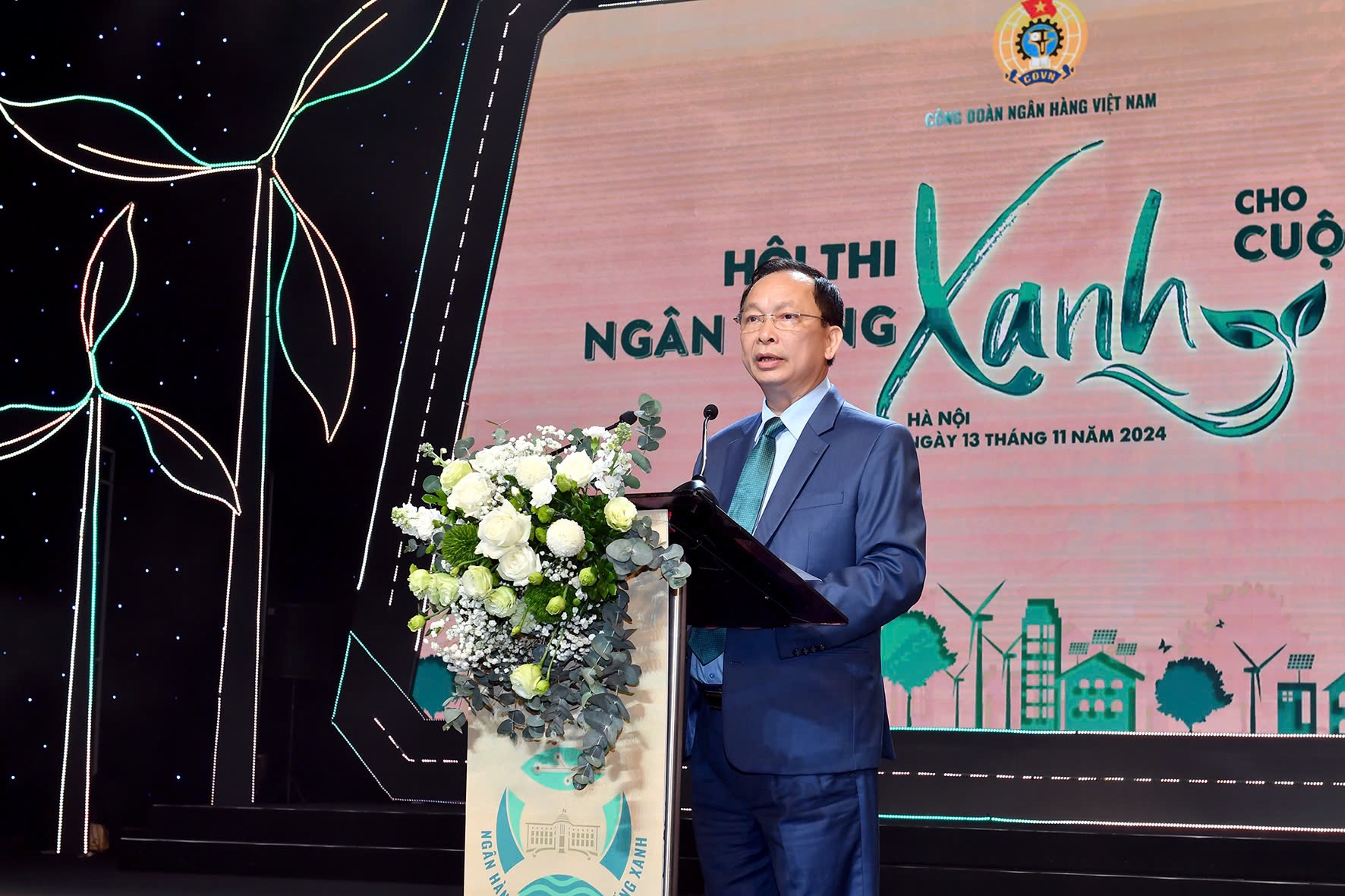 Phó Thống đốc Thường trực NHNN Đào Minh Tú phát biểu khai mạc Hội thi