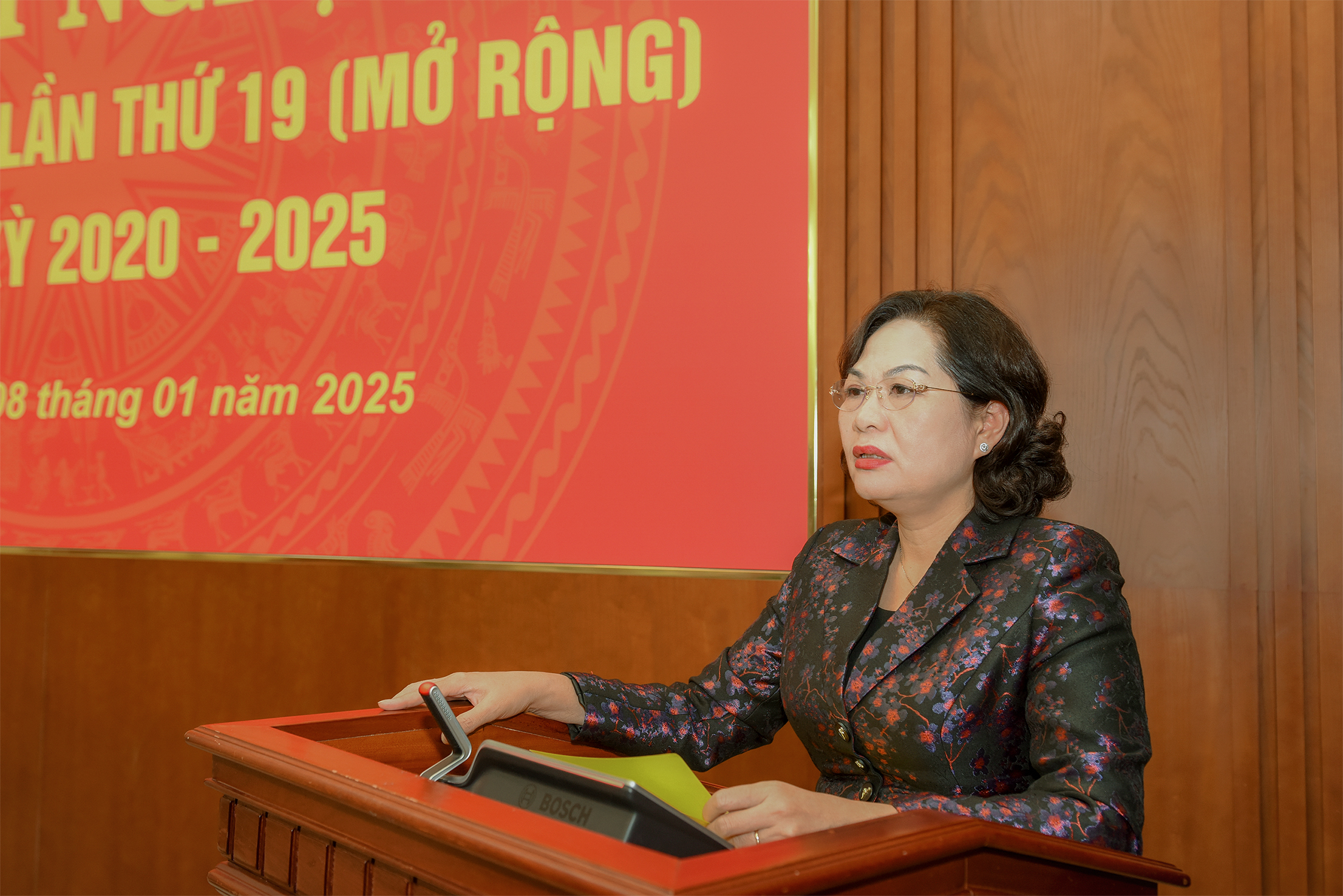 Đ/c Nguyễn Thị Hồng - Bí thư Đảng ủy cơ quan NHTW, Thống đốc NHNN kết luận Hội nghị