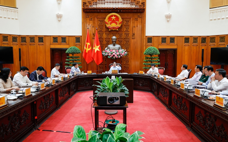 Thủ tướng Chính phủ Phạm Minh Chính chủ trì cuộc họp (Ảnh: VGP)