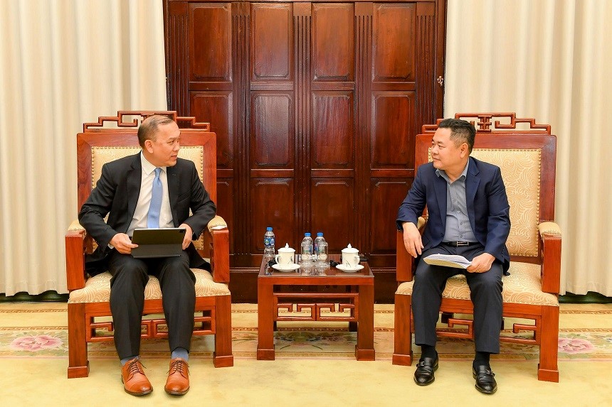 Deputy Governor Nguyen Ngoc Canh meets Executive Director of WB Office